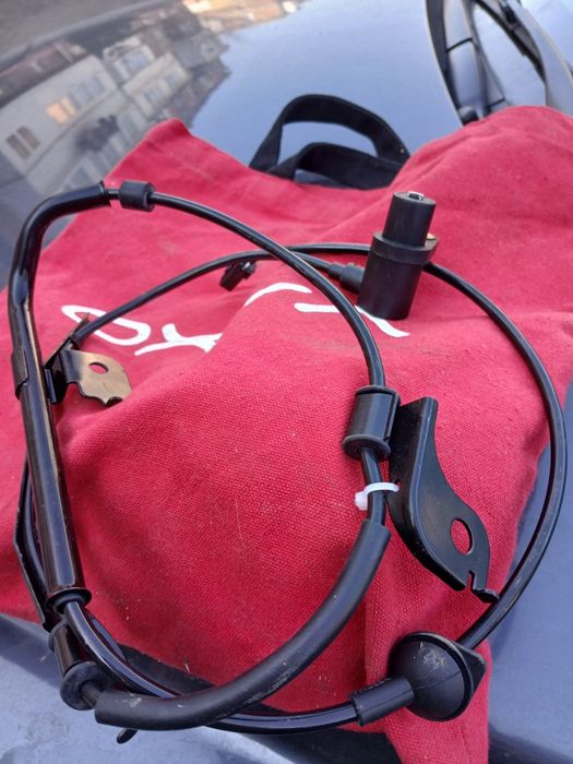 Продам датчик АБС