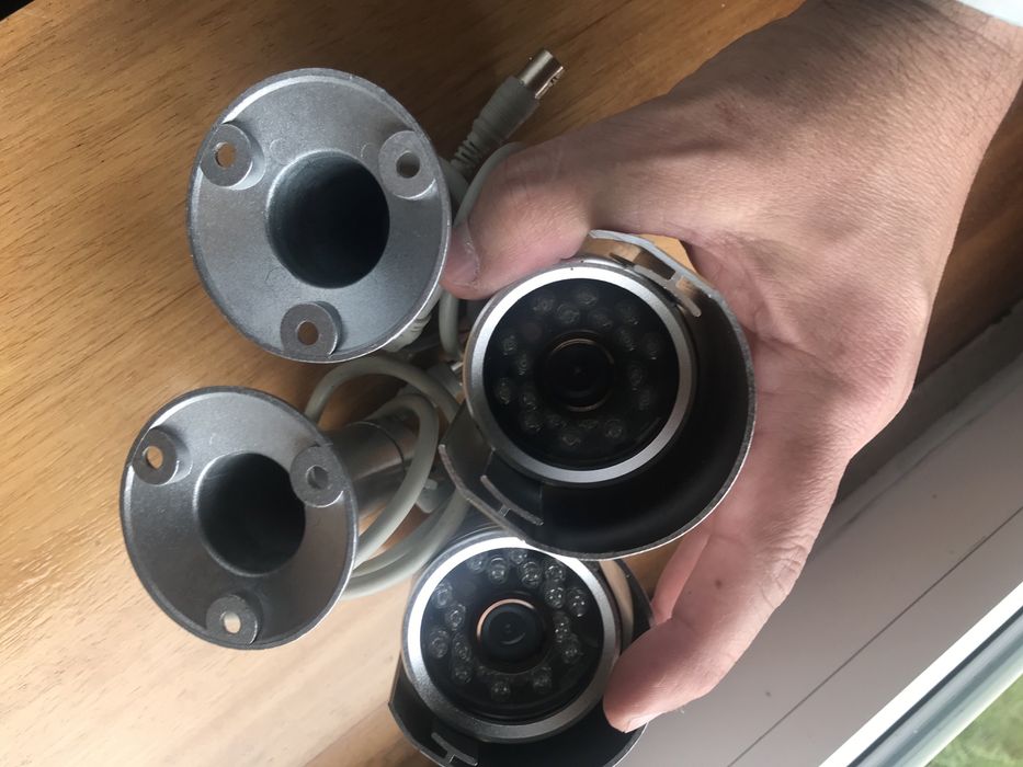 2 camerAs video vigilancia exteriores a prova  de agua