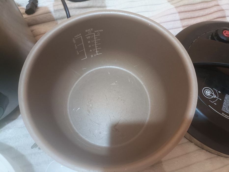 Мультиварка-скороварка Philips HD2173/03