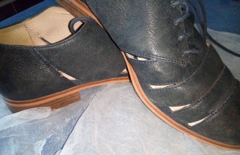 Літні туфлі Clarks р.40 бв.