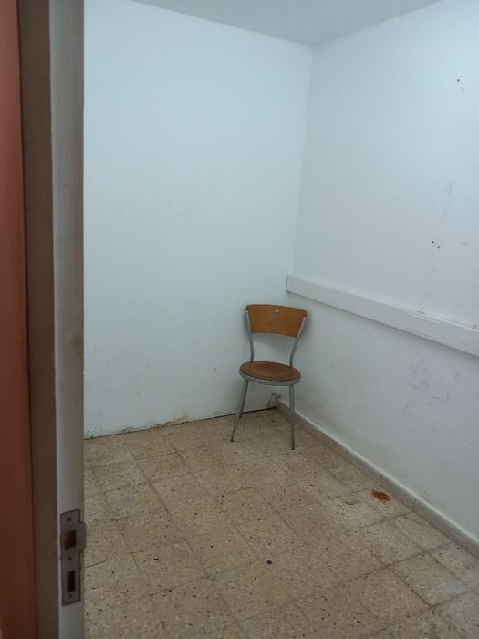 Vende-se Espaço Comercial, Quarteira A 70 Metros da Praia