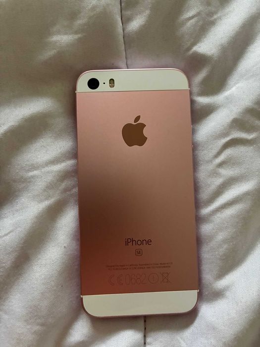 iPhone SE 2016 cor de rosa em muito bom estado