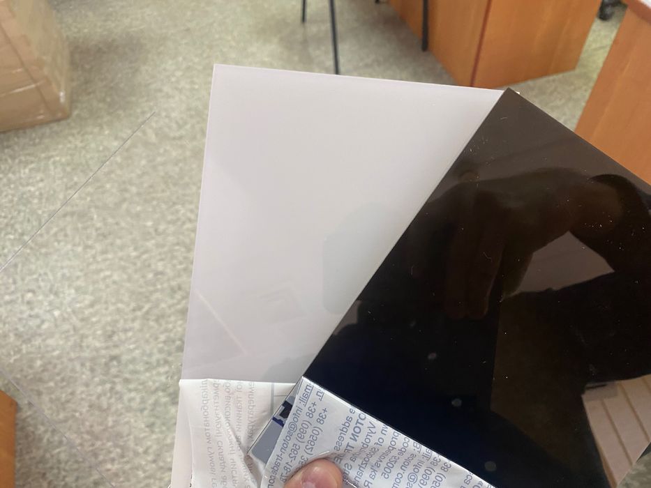 Монолитный и профилированный поликарбонат (Швейцария) всегда в НАЛИЧИИ