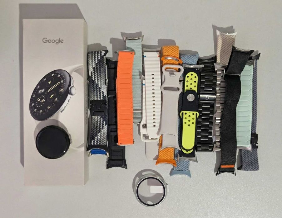 smartwatch - Google Pixel Watch 4 45mm + akcesoria (15 pasków)