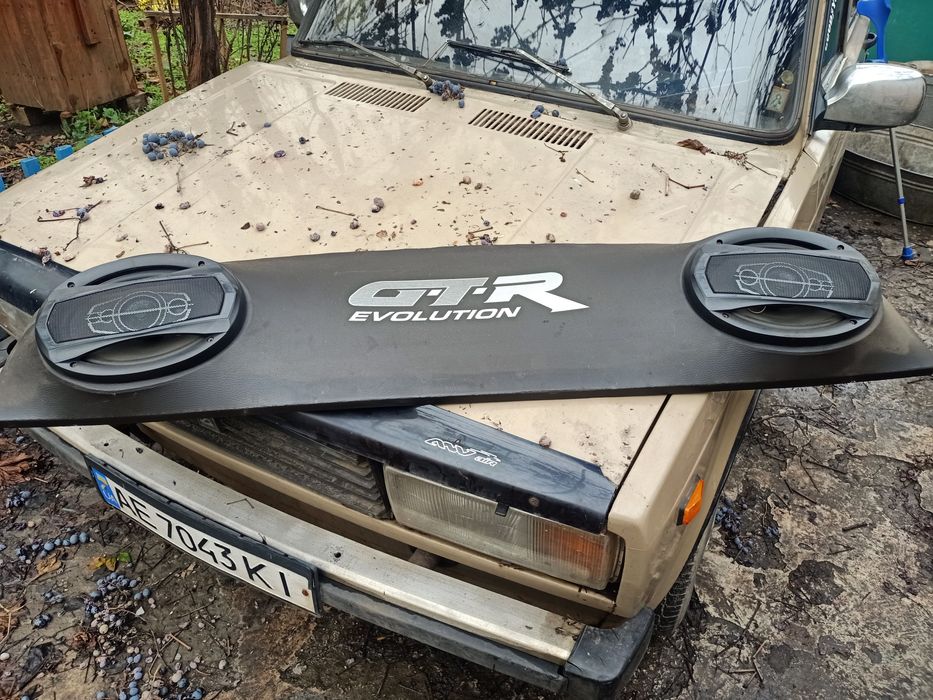 Продам авто динамики.