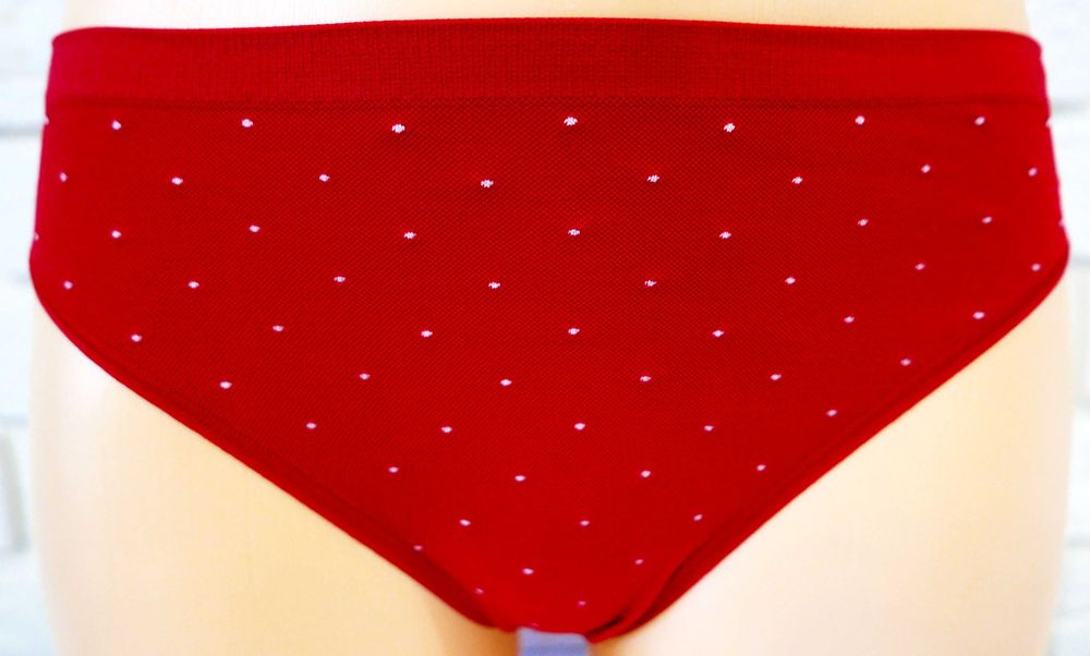 Majtki figi czerwone w kropeczki jakość płaskie szwy KUNERT 36-38 S