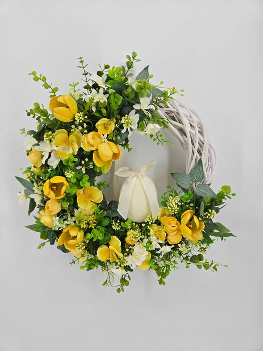 Wianek na drzwi, wiosenny