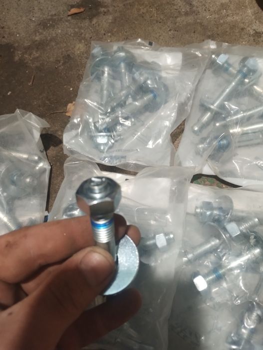 Продам анкера клинові Hilti 12*100