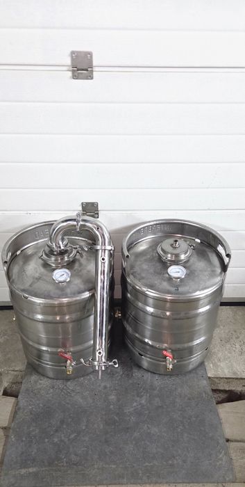 Пивний кег переварений на куб