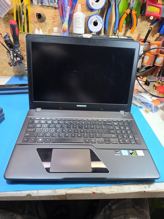 Mocny laptop gamingowy Samsung Odyssey NP800G5M | i7 | GTX 1050 | 32GB RAM DDR4 | IPS | Uszkodzony na części