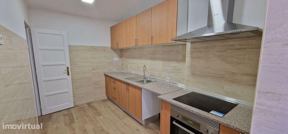 T2 Remodelado para arrendamento, Seixal