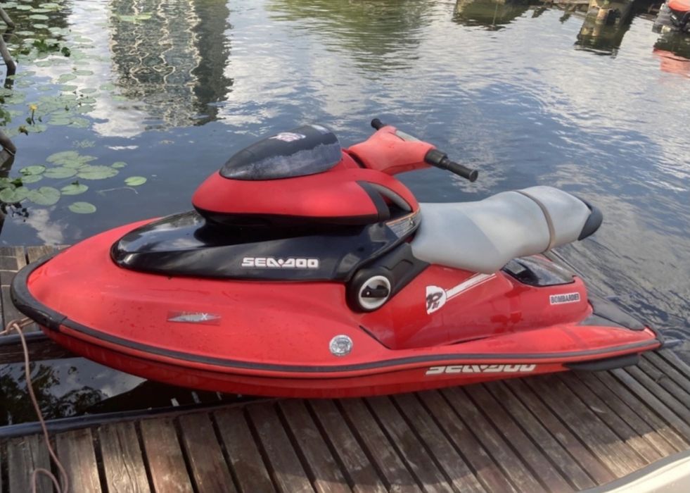 Гідроскутер bombardier brp xp  спортивний двомісний 1000 кубів