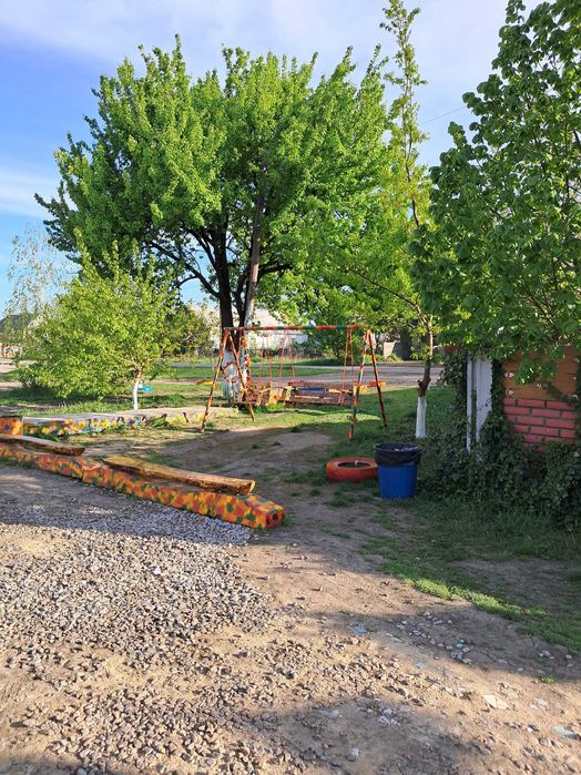 Продовольчий магазин-кавярня діючий