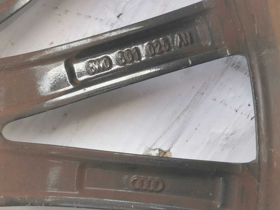 Felga aluminiowa 8,5Jx19 Audi A4 A5 A7 S5 S7 5x112 ET32