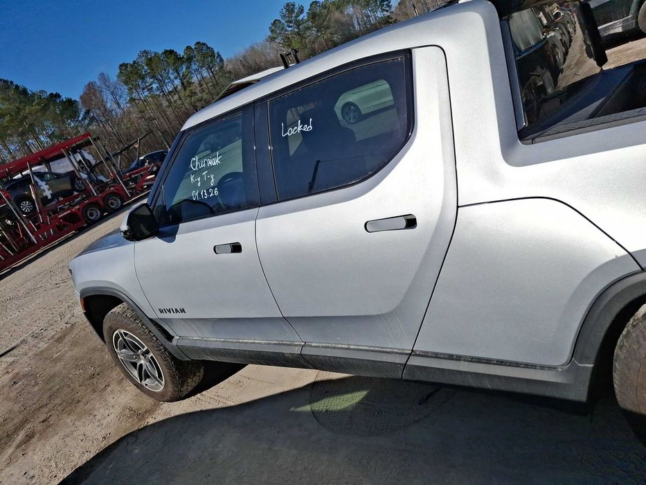 Двері на Rivian R1T 2025 gen2