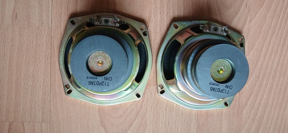 Glosniki kolumn Technics  SB EH600