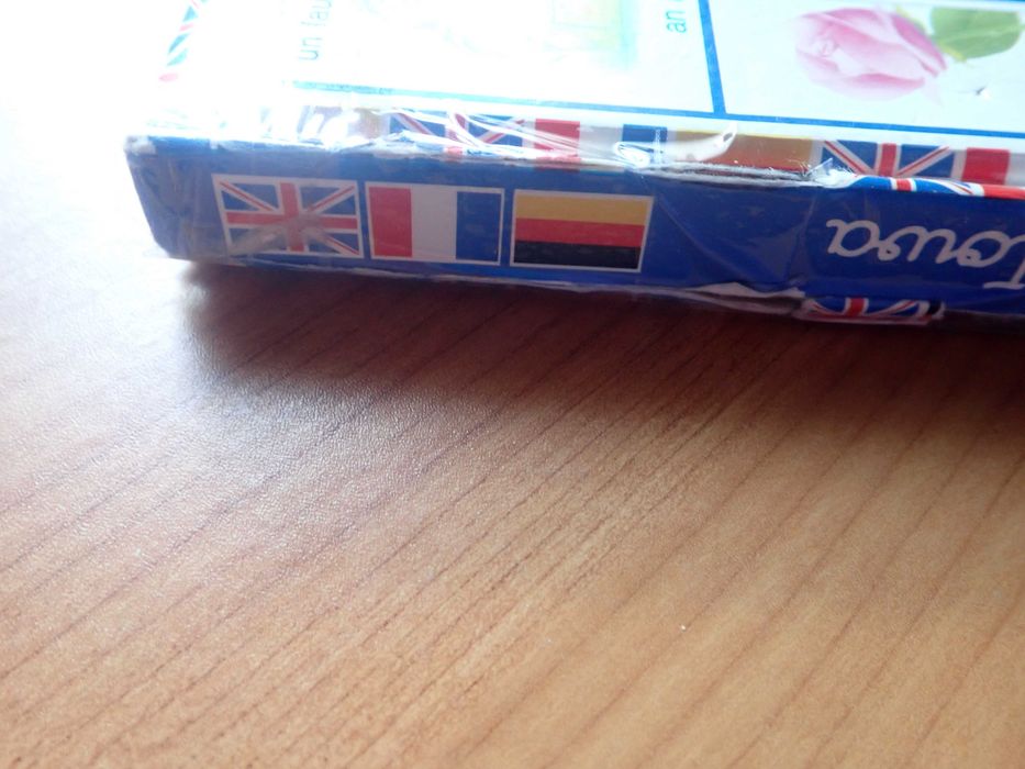 Słownik obrazkowy angielsko-francusko-niemiecki dla dzieci