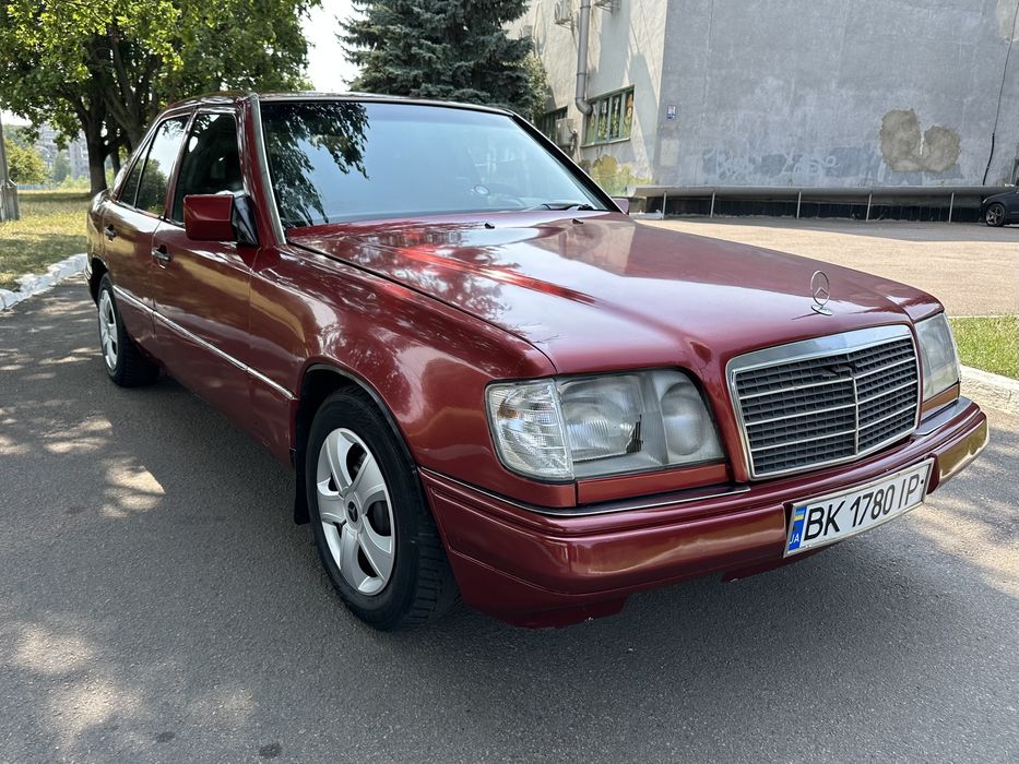 Mercedes-Benz w124