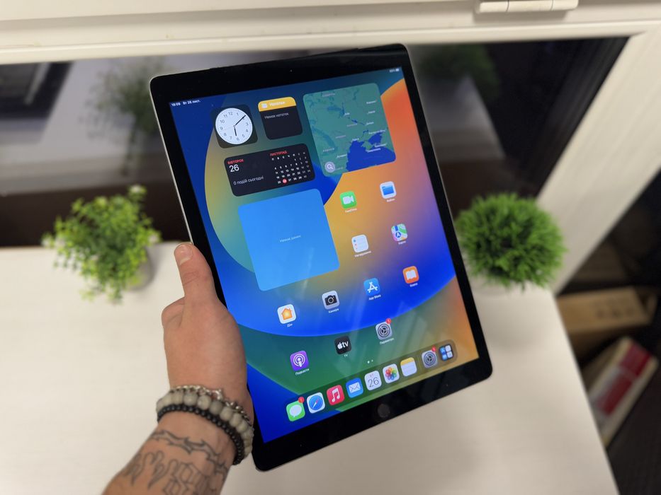 Apple Ipad Pro 12.9 128  GB Wifi + LTE