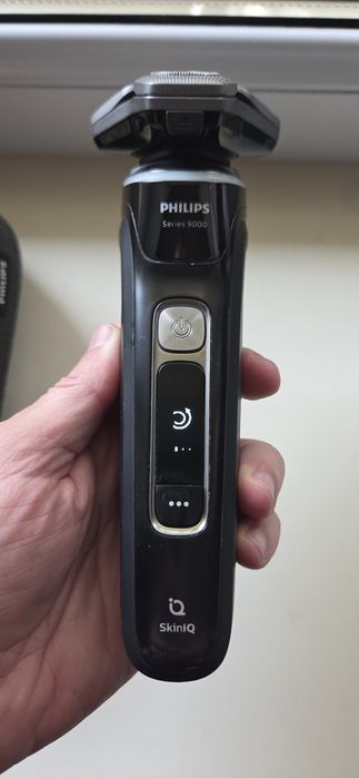 Бритва Philips S9975/55 series 9000