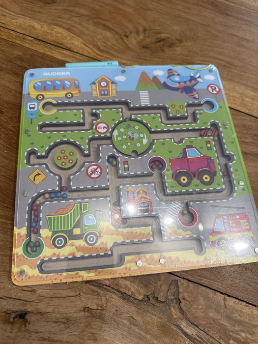 Zabawka edukacyjna z kuleczkami magnetyczna rozwija zdolnosci  auta