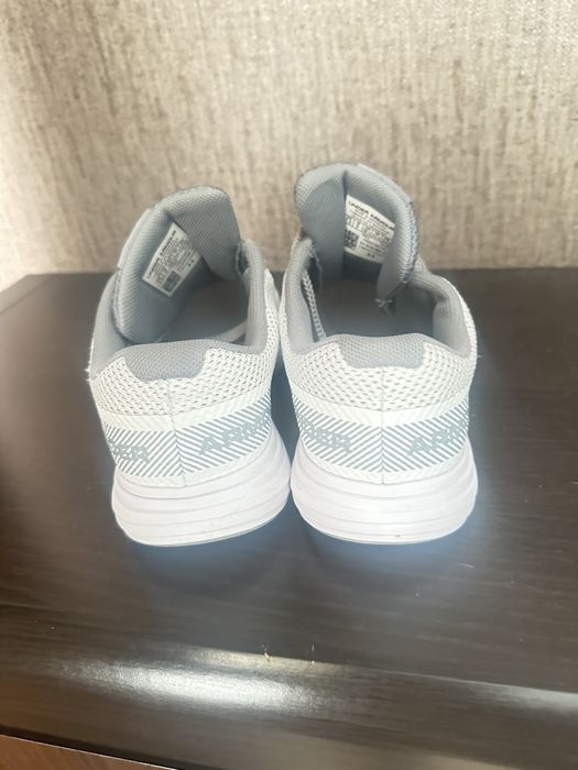 Кроссовки Under Armour,  24 см