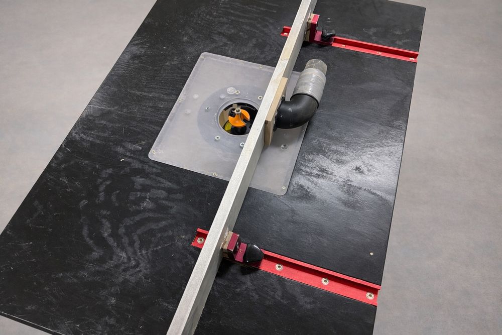 Frezarka dolnowrzecionowa