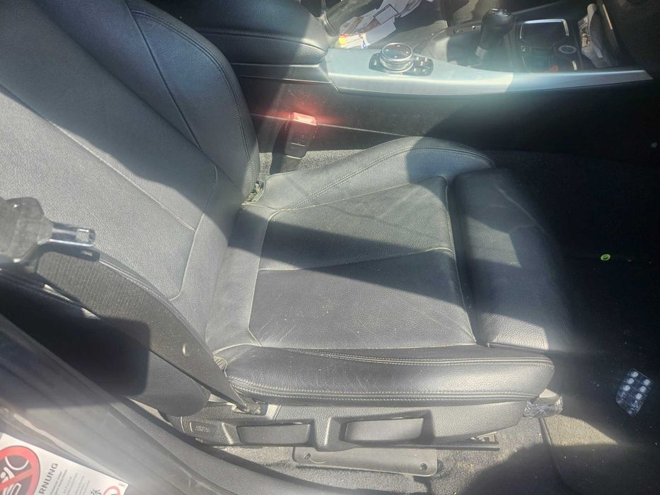 Vendo bmw 120 i para peças
