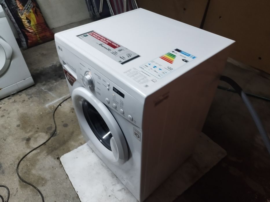 Máquina de lavar roupa LG