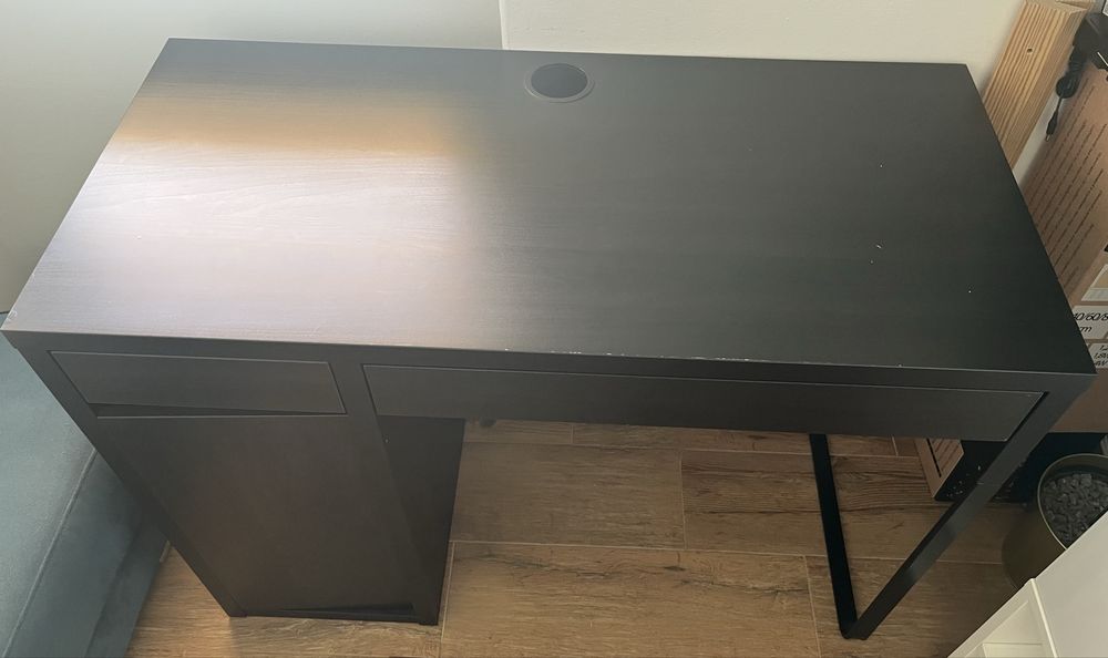 Secretária IKEA MICKE + Cadeira IKEA SKRUVSTA – 40€ (Negociável)
