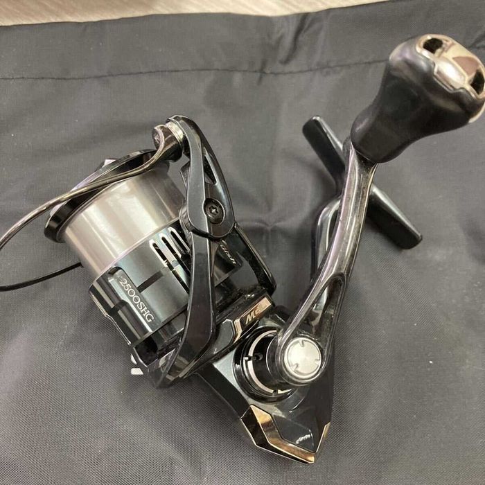 Shimano Vanquish 19 2500HGS. Стан 5+.