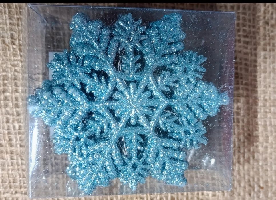 Zestaw 24 szt. śnieżynek brokatowych