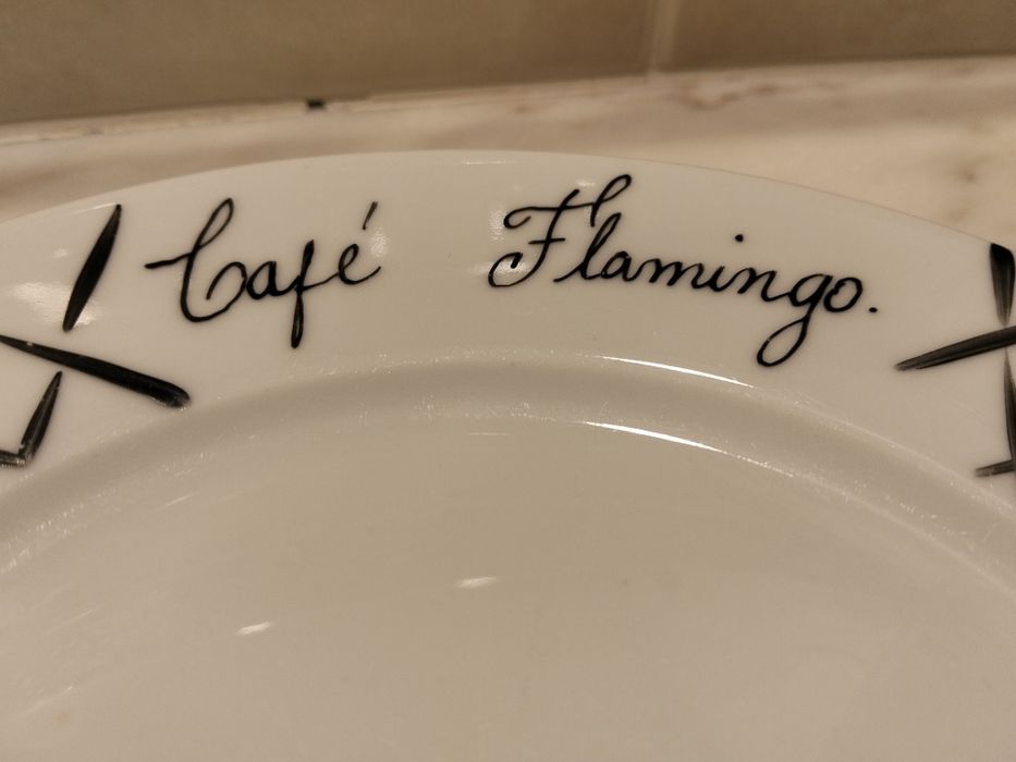 6 pratos "Café Flamingo" Nunca Usados
