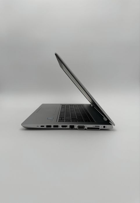 HP ProBook 640 G4 | i5 8250U | 8GB RAM | 256GB SSD | 1 ANO GARANTIA