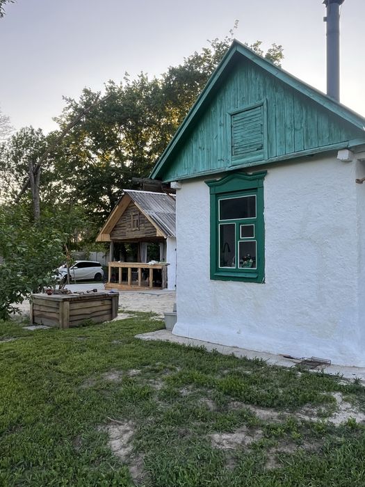 Оренда еко будинок «Мальва» з озером і банею