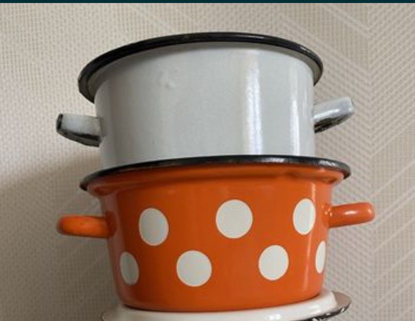 Кастрюля эмалированая 2л и 1,5 л