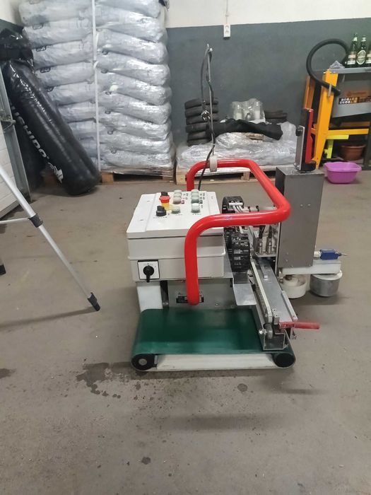 Robot posadzkarski Cłapa FloorMaster 130