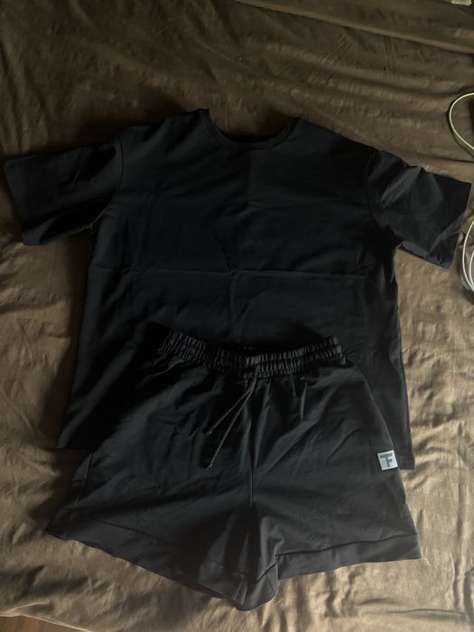 Костюм TOTALFIT. Шорти XL, футболка XL/2XL