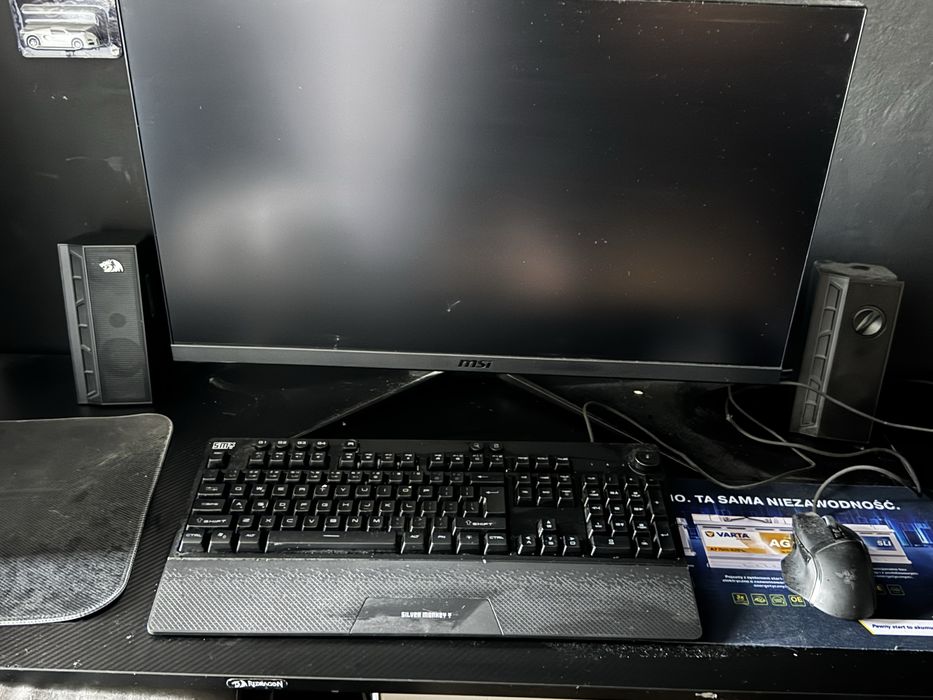 komputer gamingowy rtx 4070 super / i7-14700f / 64 gb ram / win 11 + monitor msi + akcesoria