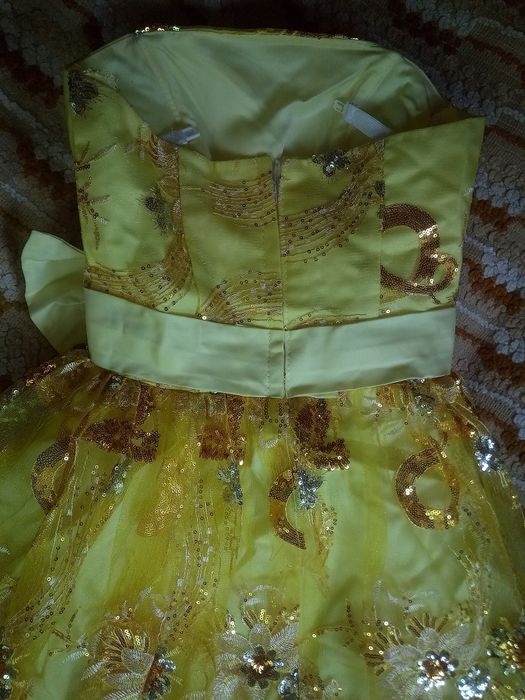 Вечернее выпускное платье