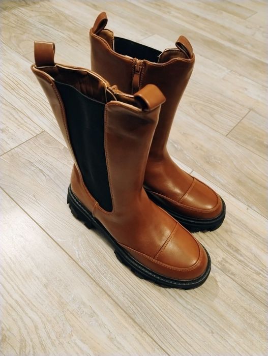 Nowe wysokie botki kozaki sztyblety brązowo-czarne na platformie 41