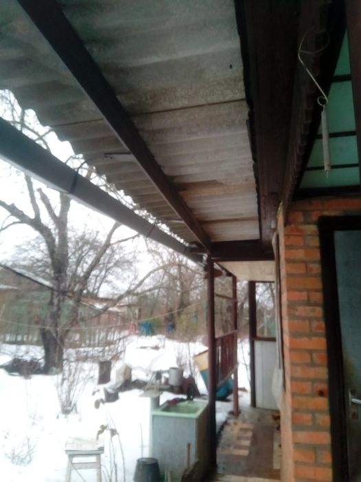 Продам два  приватизированных  земельных участка на одном участке доми