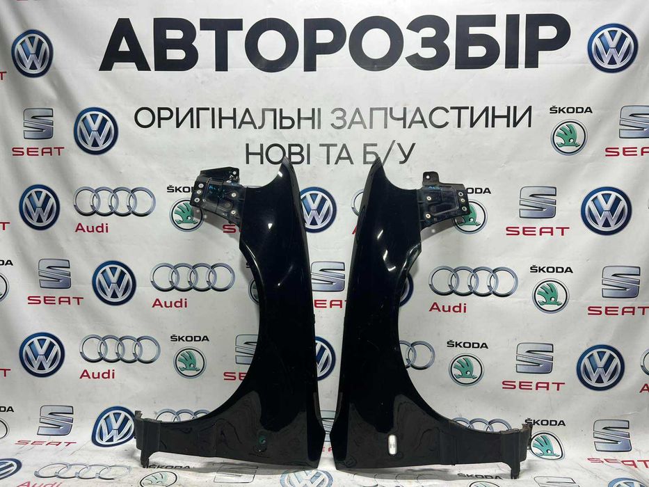 Крило переднє Audi A4 B5 Ауді А4 Б5
