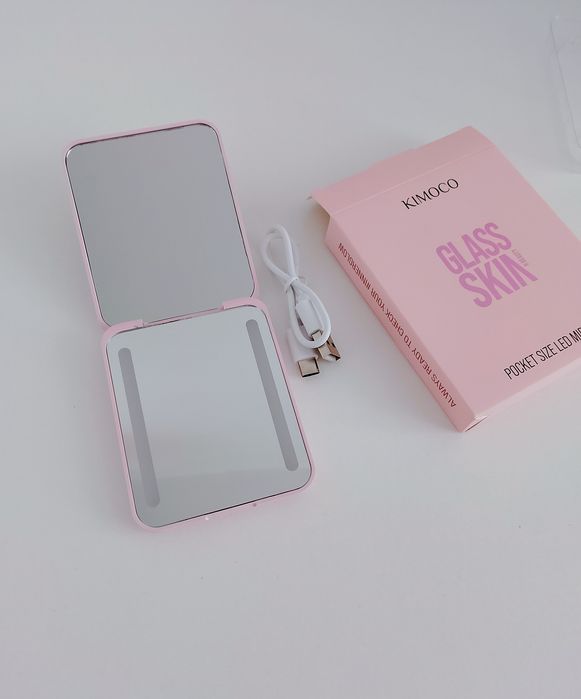 zamykane lusterko kompaktowe LED marki Kimoco