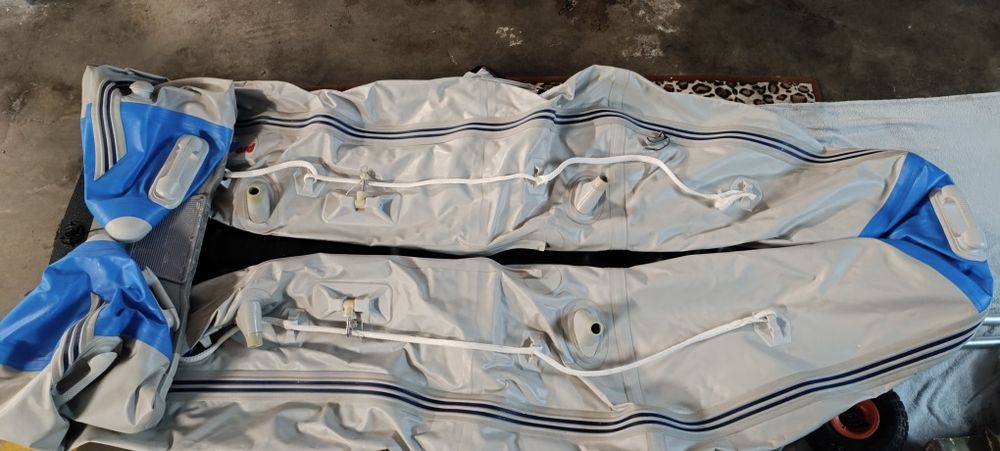 Sprzedam ponton Pro Marine z silnikiem Johnson 25 km