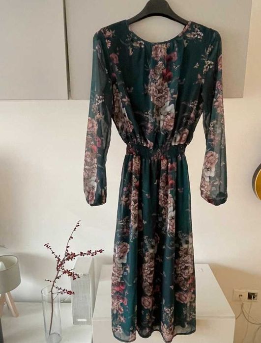 Mohito sliczna szyfonowa sukienka w kwiaty na swieta 38