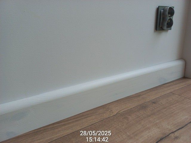 22x70/90 możliwa dostawa na tel. naturalna listwa przypodłogowa sosna