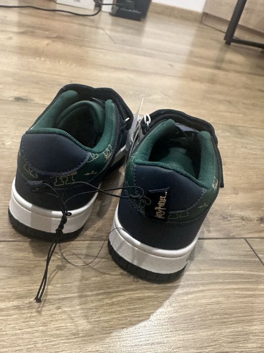 Harry Potter buty sportowe nowe 34