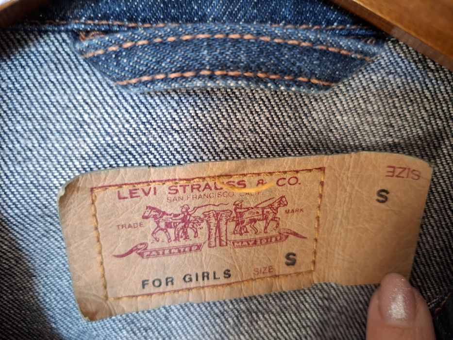 Kurtka jeansowa Levi's   S stan idealny