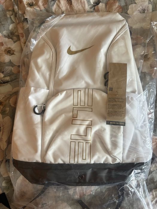 Sprzdam plecak Nike